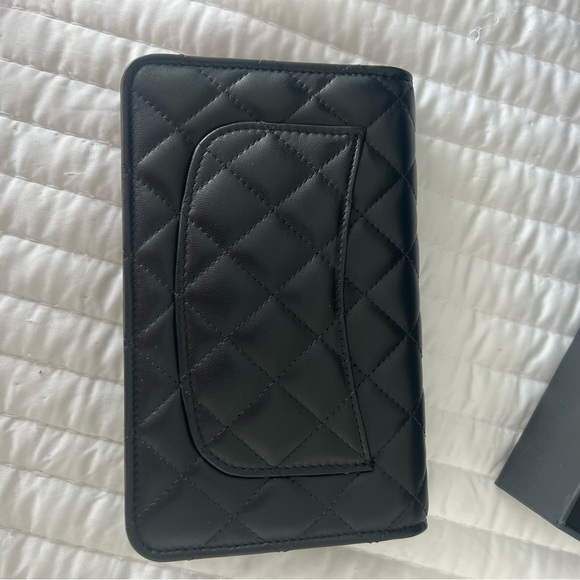 Black Chanel wallet on a chain - Picture 9 of 12